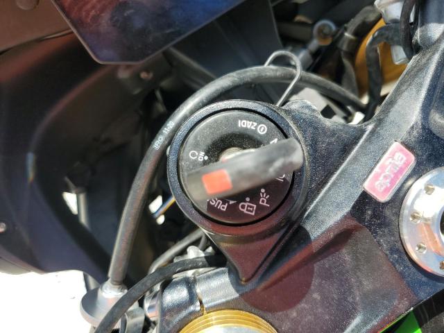 2021 APRILIA RSV4 FACTO ZD4KYUB08MS000025