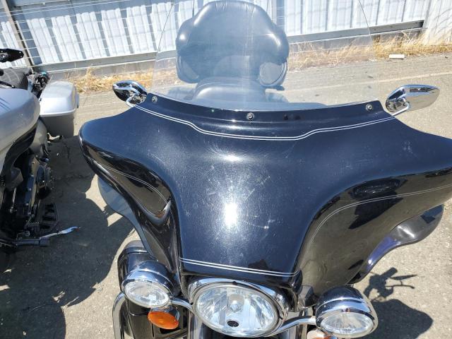2009 HARLEY-DAVIDSON FLHP 1HD1FC43X9Y675246