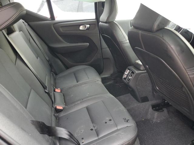 2025 VOLVO XC40 PLUS YV4L12UE8S2504005