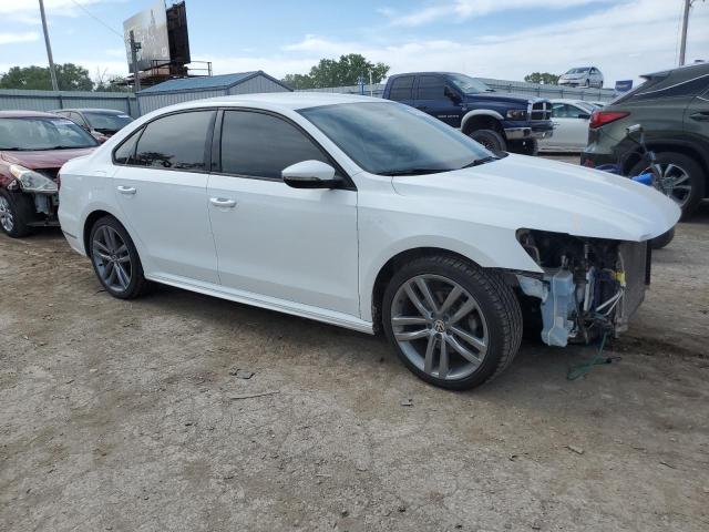2018 VOLKSWAGEN PASSAT S 1VWAA7A3XJC013676