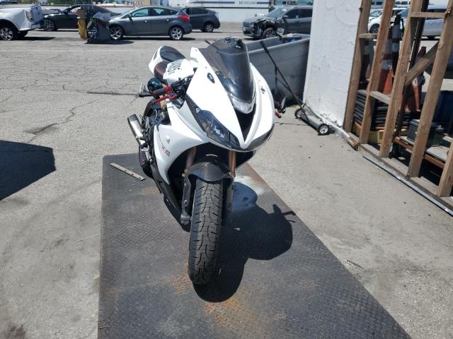 2016 TRIUMPH MOTORCYCLE DAYTONA 67 - SMTA01YK4GJ734999
