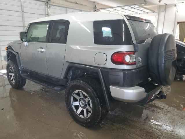 TOYOTA FJ CRUISER 2012 silver  gas JTEBU4BF9CK137769 photo #3