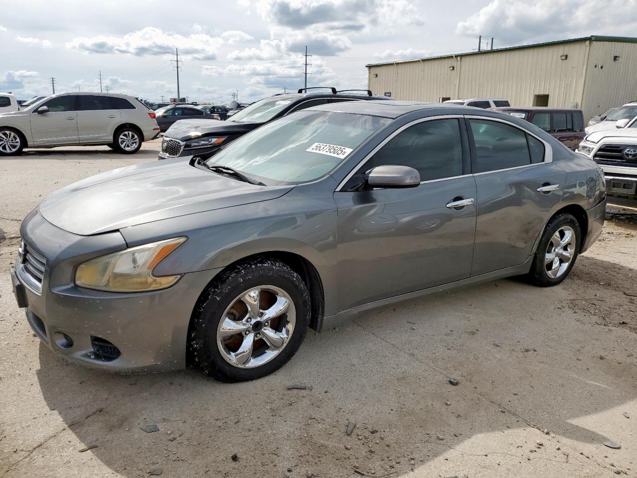 NISSAN MAXIMA S