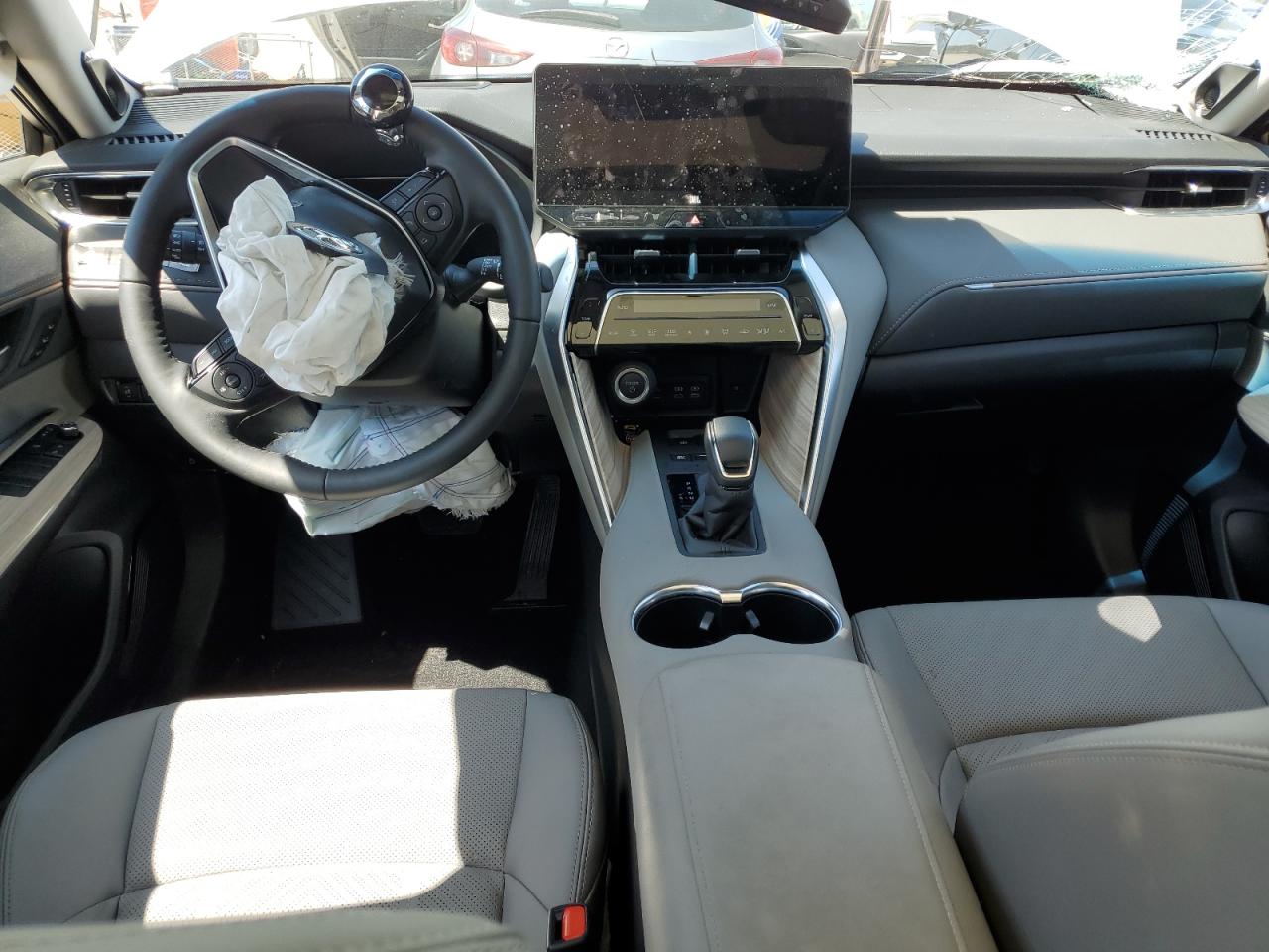 Toyota Venza le 2024