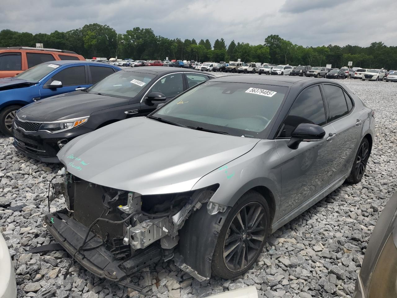 TOYOTA CAMRY XSE