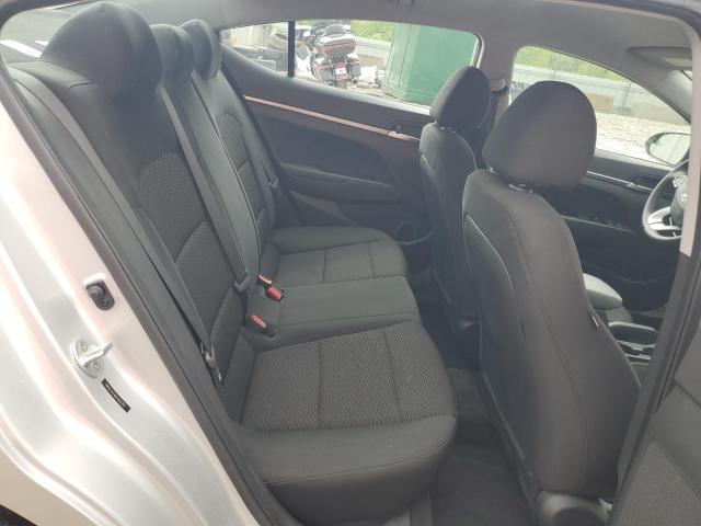 2019 HYUNDAI ELANTRA SE 5NPD74LF6KH468387