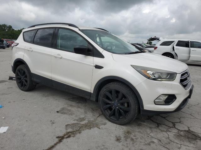 Vin: 1fmcu0gd6huc84213, lot: 58540815, ford escape se 20174