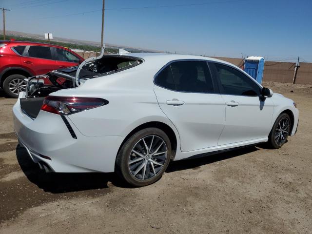 Vin: 4t1g11ak5ru250692, lot: 57292525, toyota camry se night shade 20243