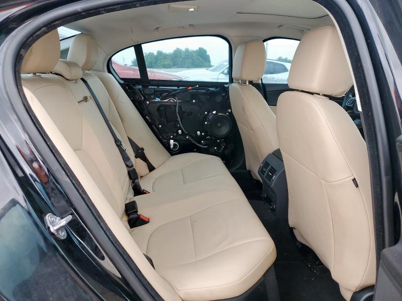 2018 JAGUAR XE PREMIUM SAJAD4FX0JCP32957