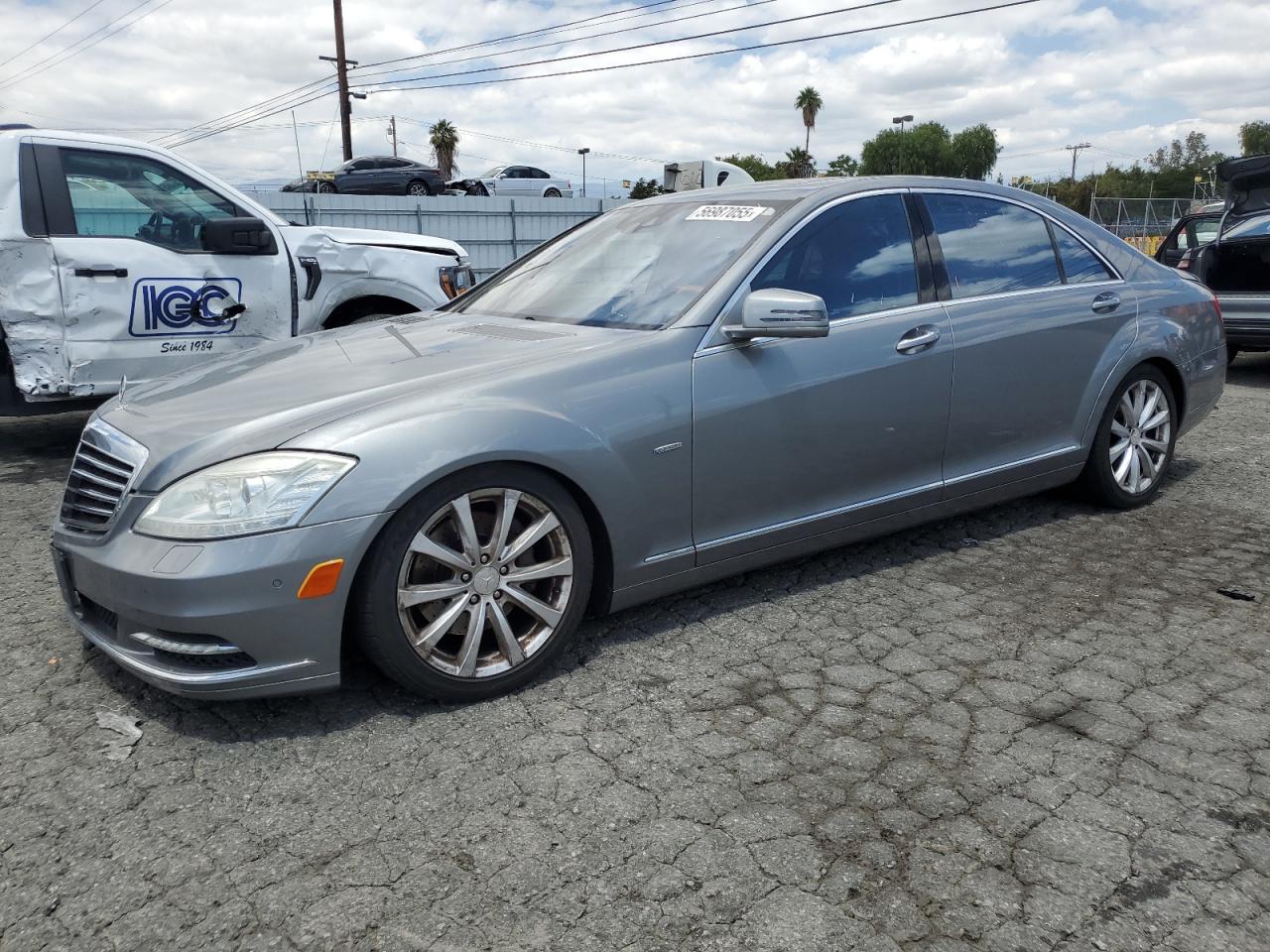 MERCEDES-BENZ S-CLASS 400