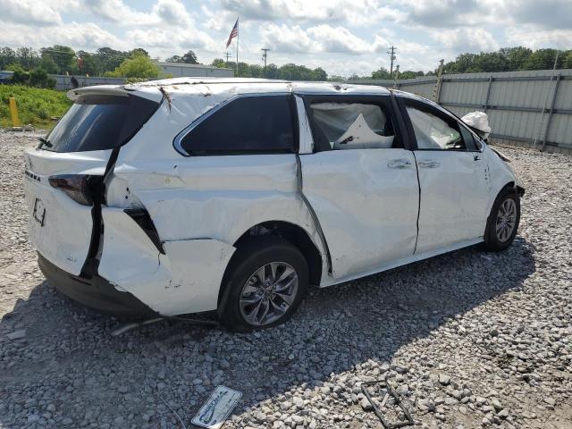 2025 TOYOTA SIENNA XLE 5TDYRKEC8SS239433
