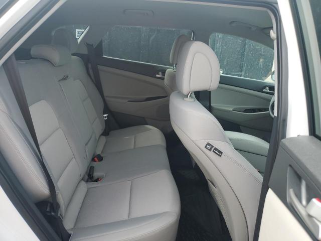 2018 HYUNDAI TUCSON SE KM8J23A43JU808267