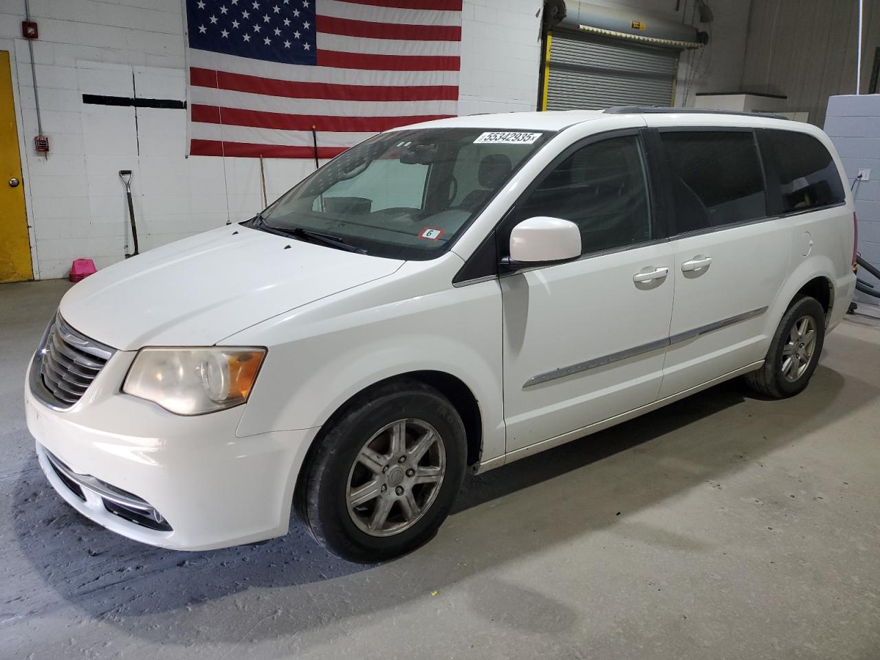 CHRYSLER TOWN & COUNTRY TOURING