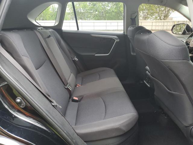 2019 TOYOTA RAV4 LE - JTMMWRFV7KD025531