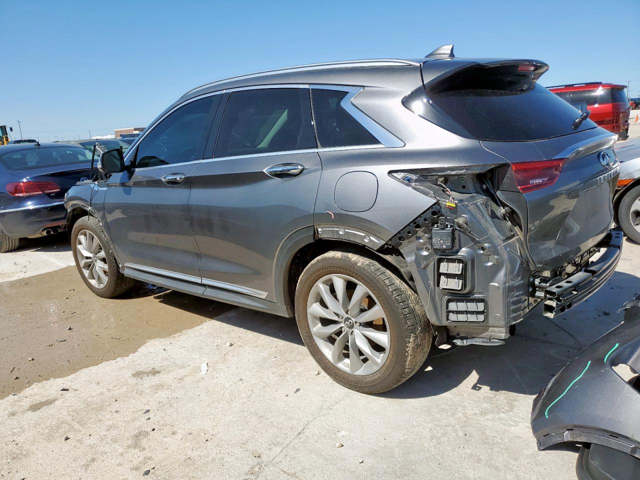 INFINITI QX50 2021