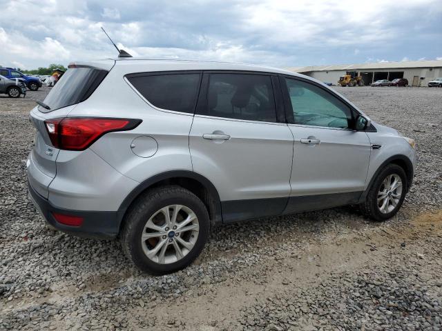 Vin: 1fmcu9gd5kua01487, lot: 57096295, ford escape se 20193