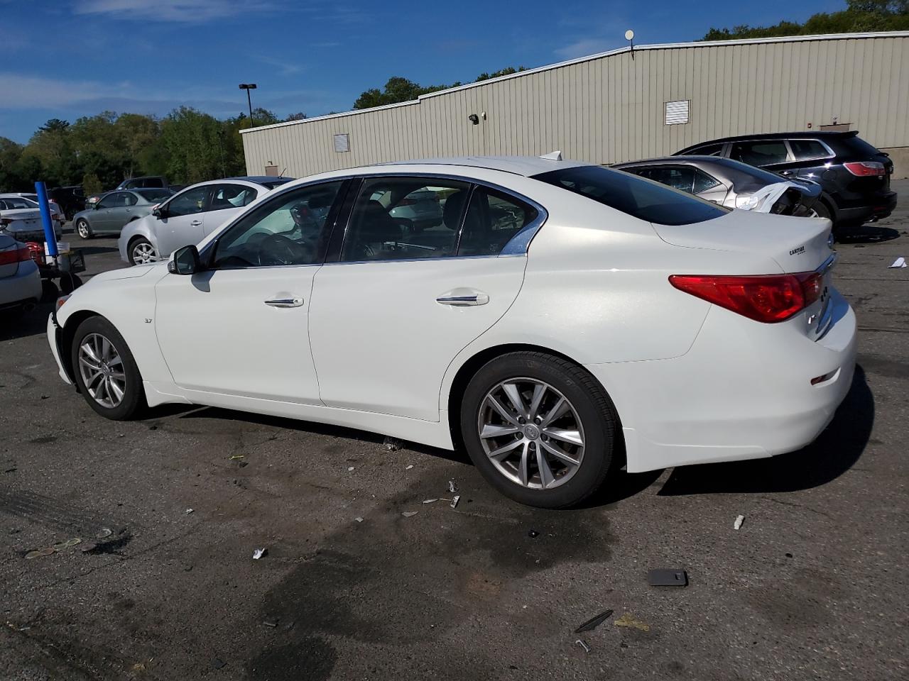 INFINITI Q50 2015