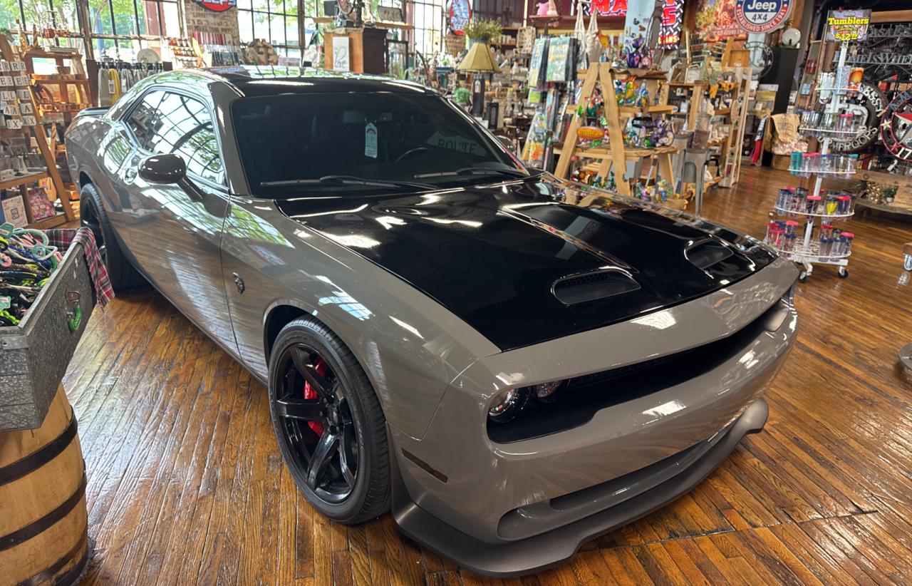  Salvage Dodge Challenger