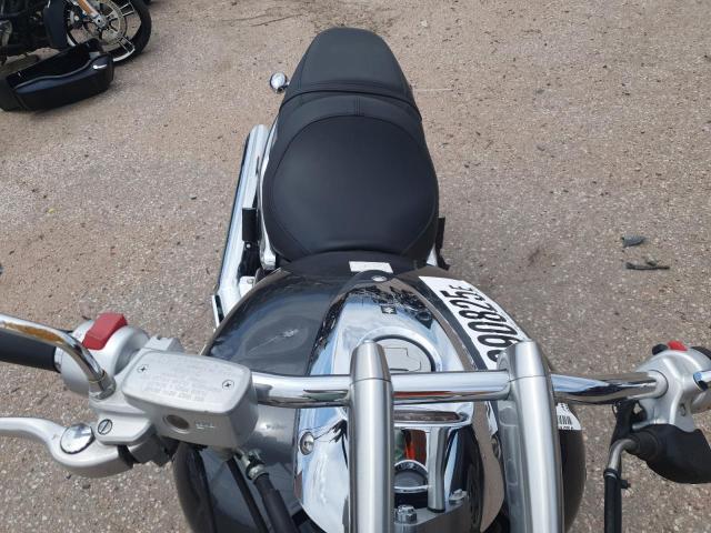 2014 SUZUKI VZ1500 JS1VY55A3E2100113