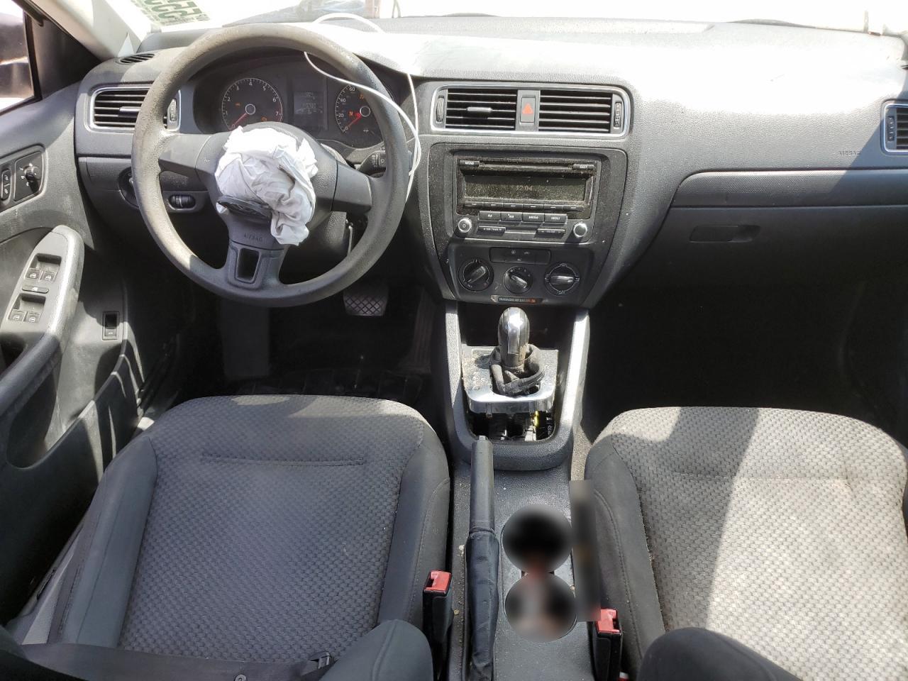 Volkswagen Jetta base 2012