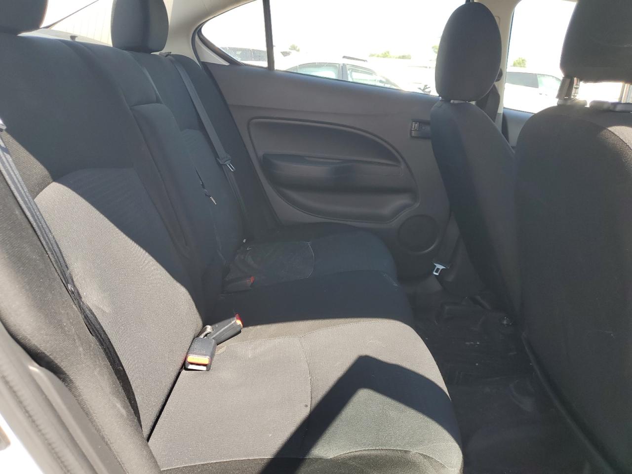 MITSUBISHI MIRAGE G4 ES