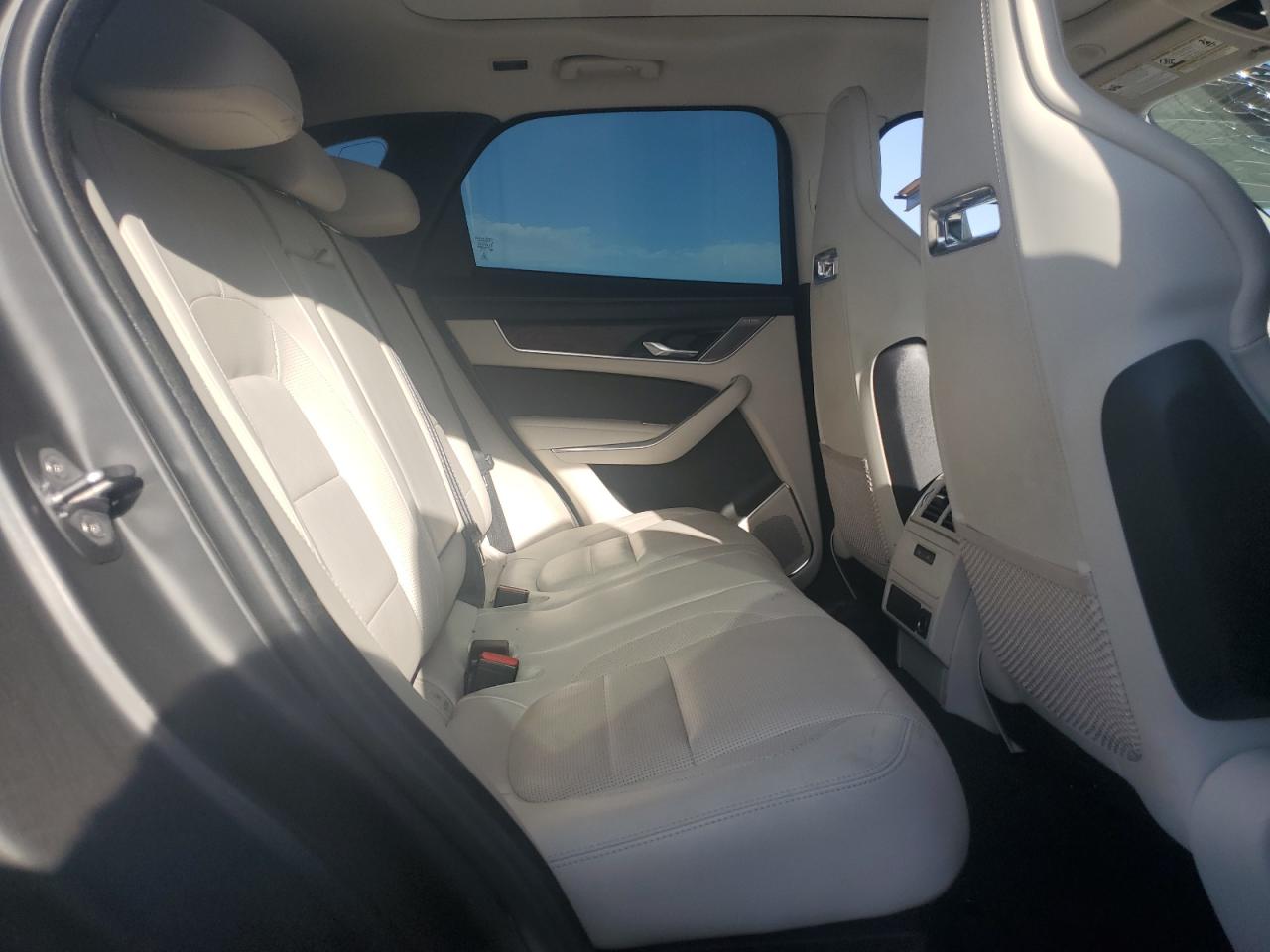 JAGUAR F-PACE R-DYNAMIC S