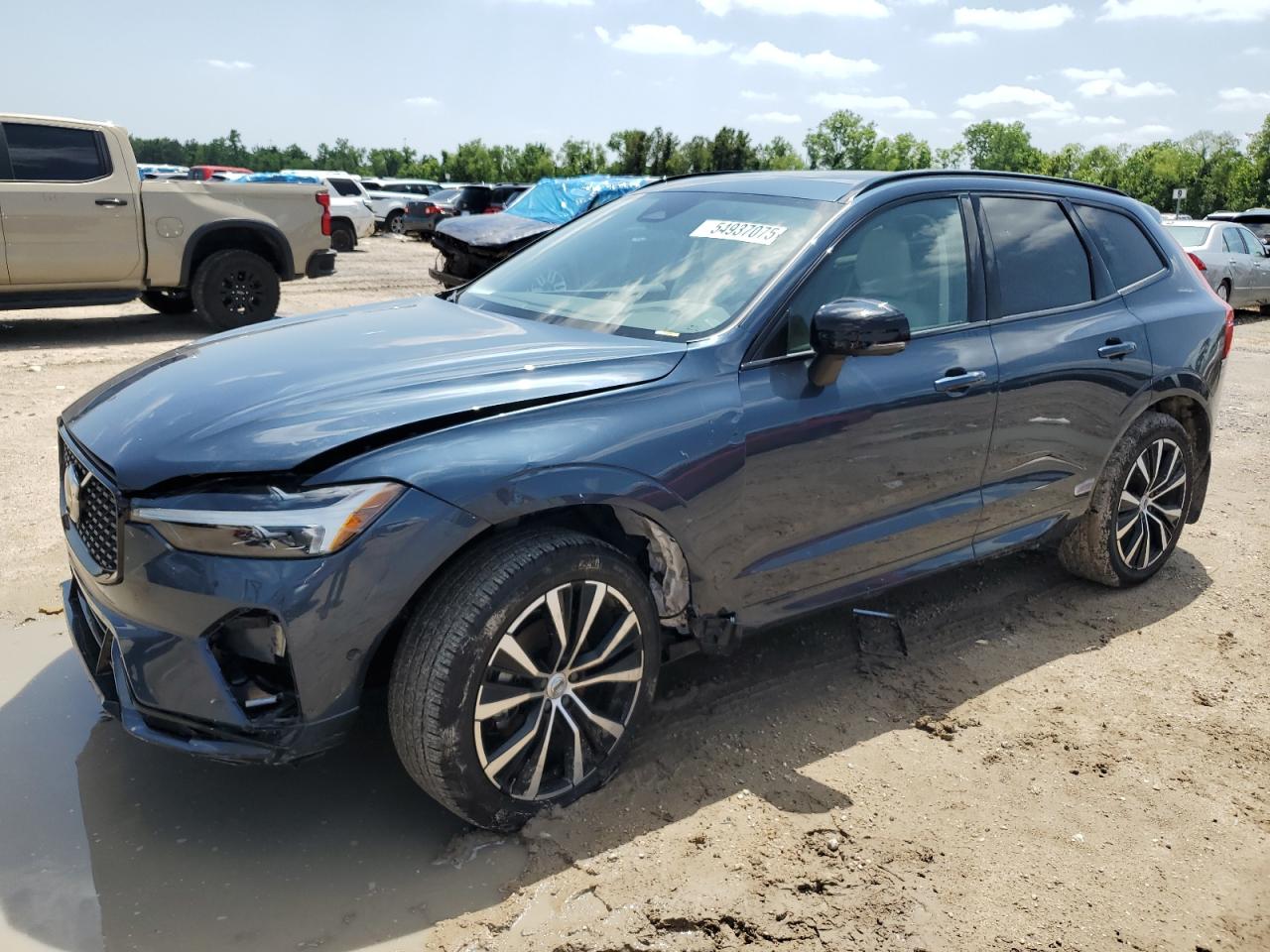VOLVO XC60 PLUS