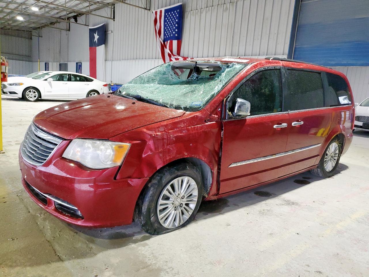 CHRYSLER TOWN & COUNTRY TOURING L