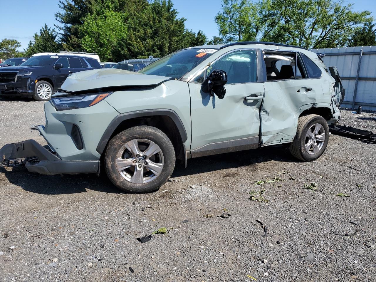 TOYOTA RAV4 XLE