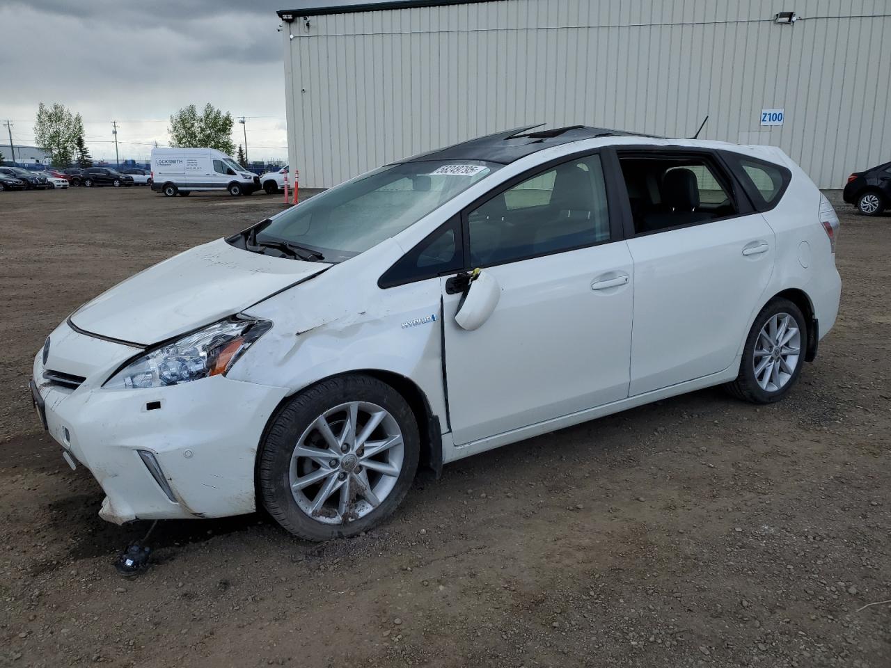 TOYOTA PRIUS V