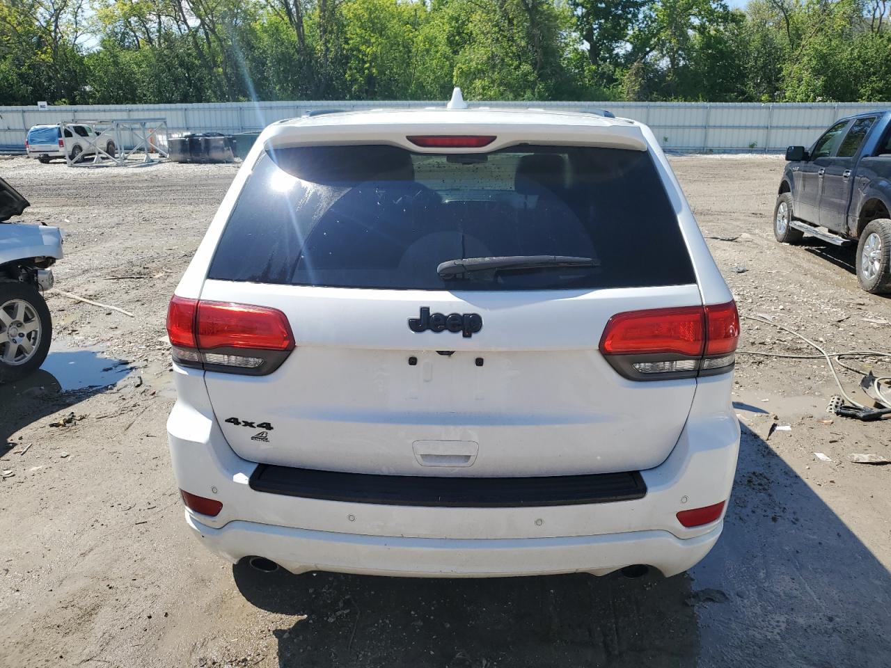 JEEP GRAND CHEROKEE LAREDO