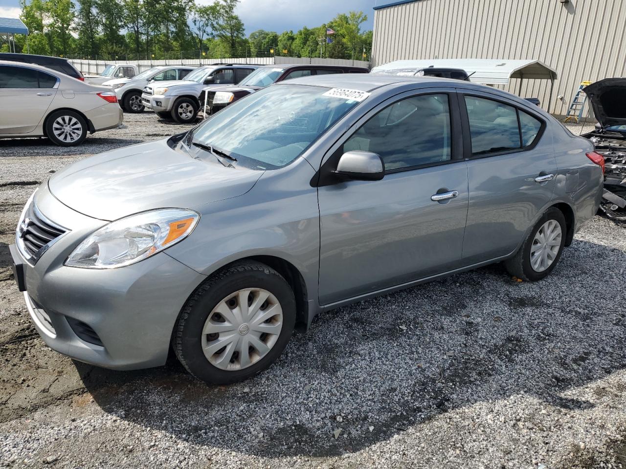 NISSAN VERSA S
