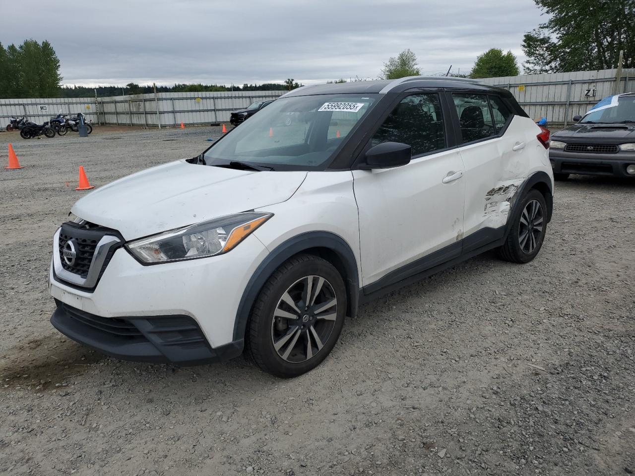 NISSAN KICKS S