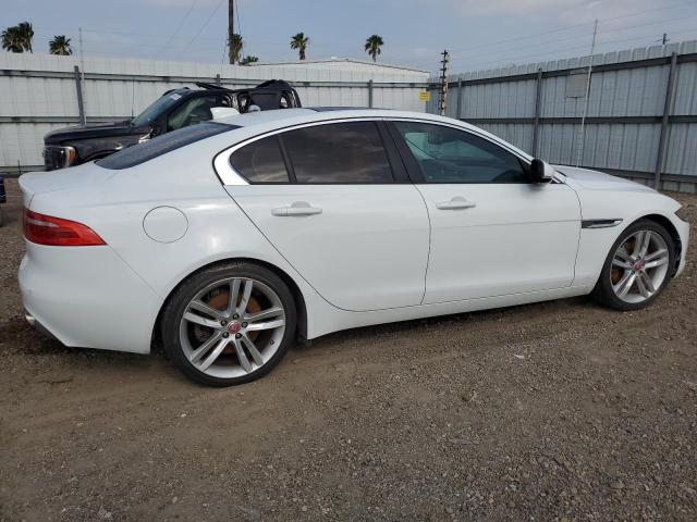Vin: sajad4bv2ha976586, lot: 56124855, jaguar xe premium 20173