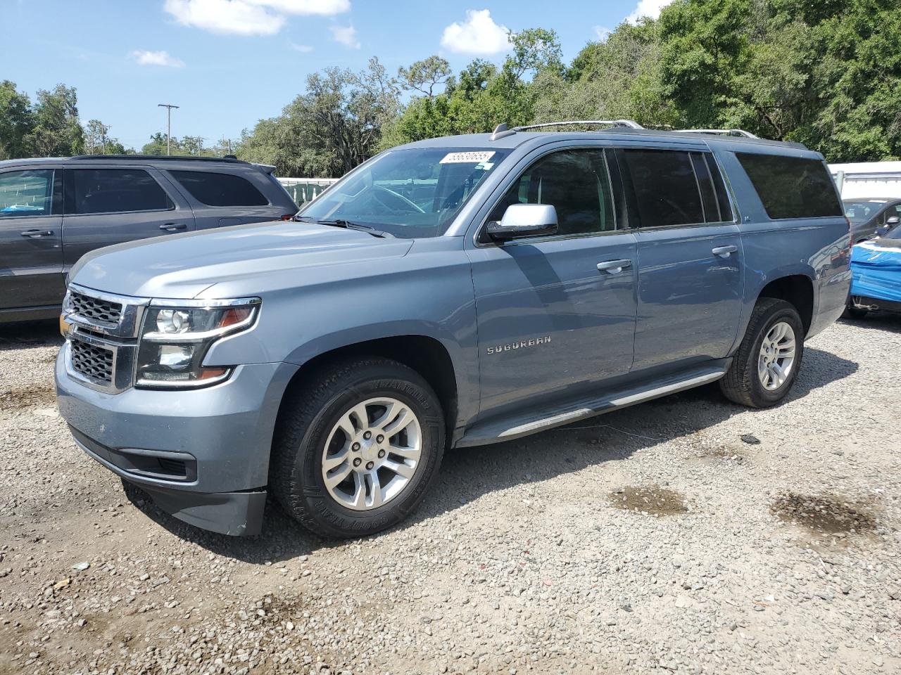 CHEVROLET SUBURBAN C1500 LS