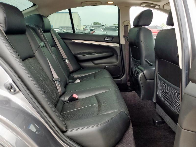 2015 INFINITI Q40 JN1CV6AR4FM520866