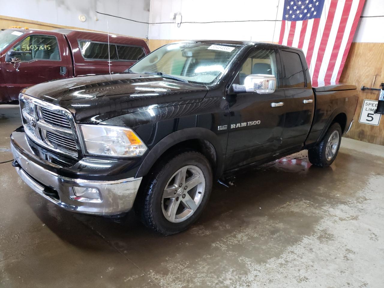 DODGE RAM 1500 SLT