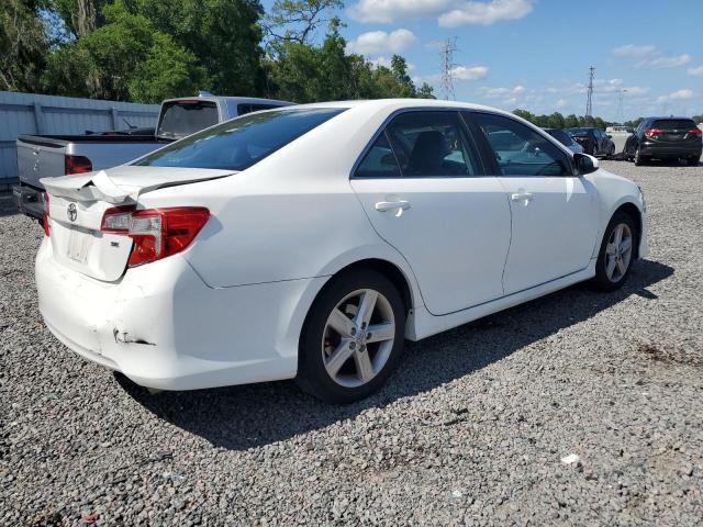 Vin: 4t1bf1fk9eu761613, lot: 57067485, toyota camry l 20143
