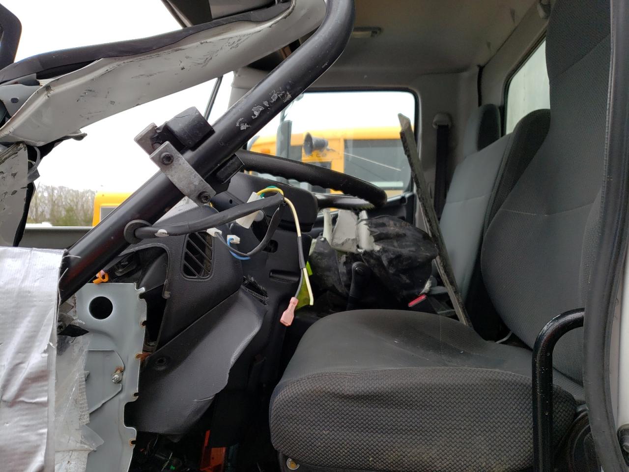 Lot #3281570398 2018 HINO 258/268