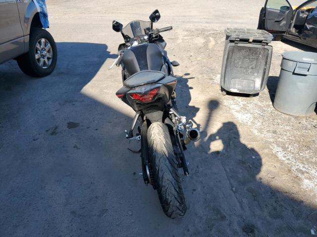 2017 YAMAHA YZFR3 MH3RH06Y5HK016970