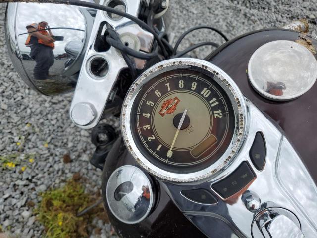 2011 HARLEY-DAVIDSON FLSTC 1HD1BW516BB019452