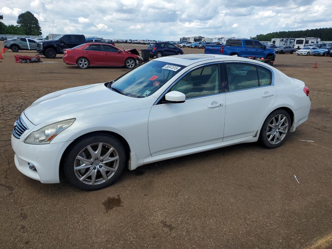 INFINITI G37 BASE