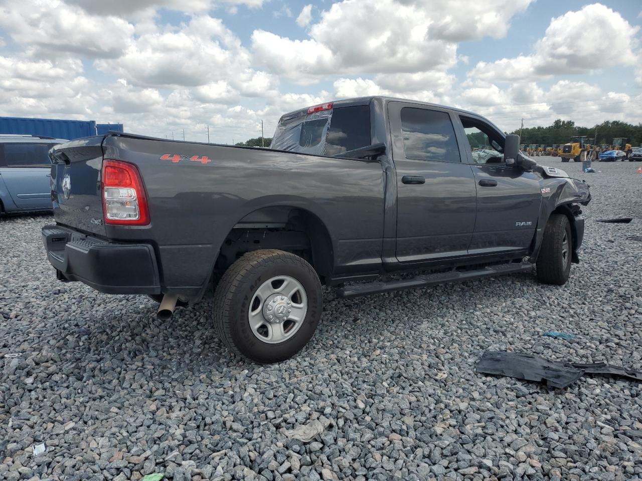 RAM 2500 TRADESMAN