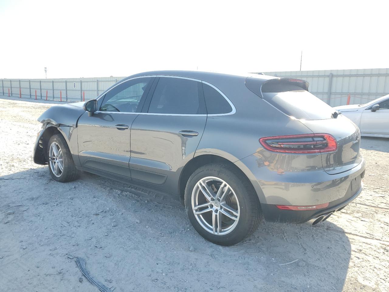 PORSCHE MACAN S