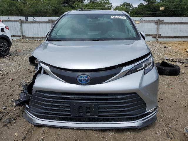 2022 TOYOTA SIENNA XLE - 5TDJRKEC3NS122316