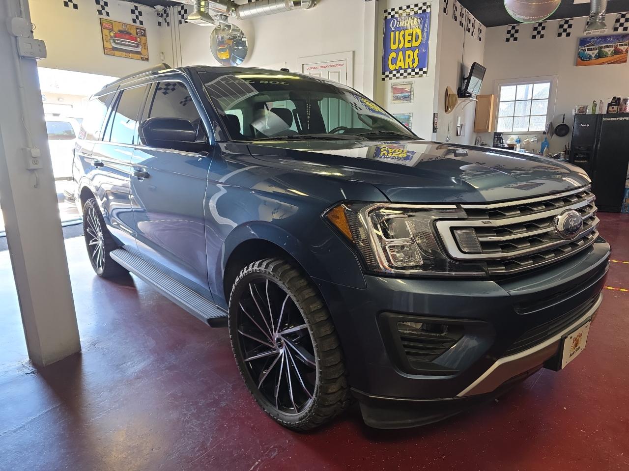 FORD EXPEDITION XLT