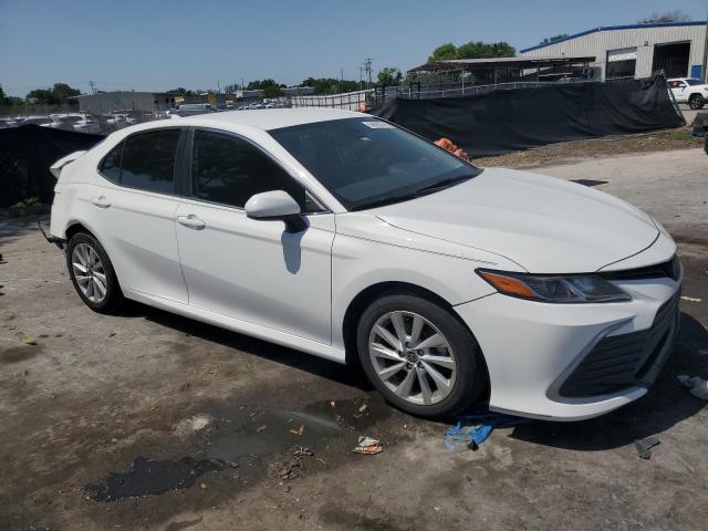 Vin: 4t1c11ak4nu660831, lot: 56983585, toyota camry le 20224