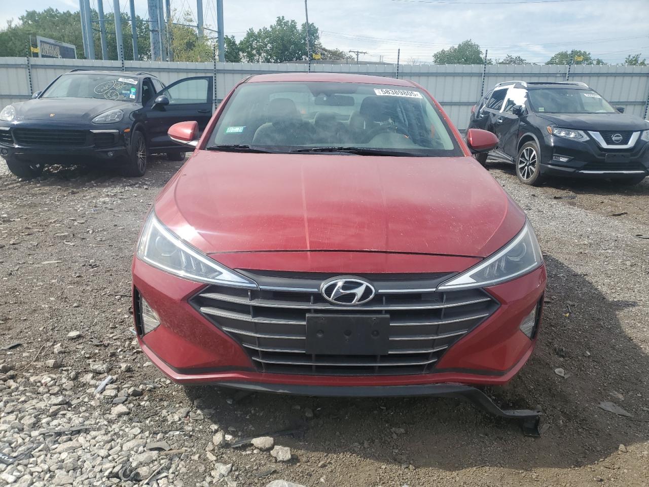 HYUNDAI ELANTRA SEL