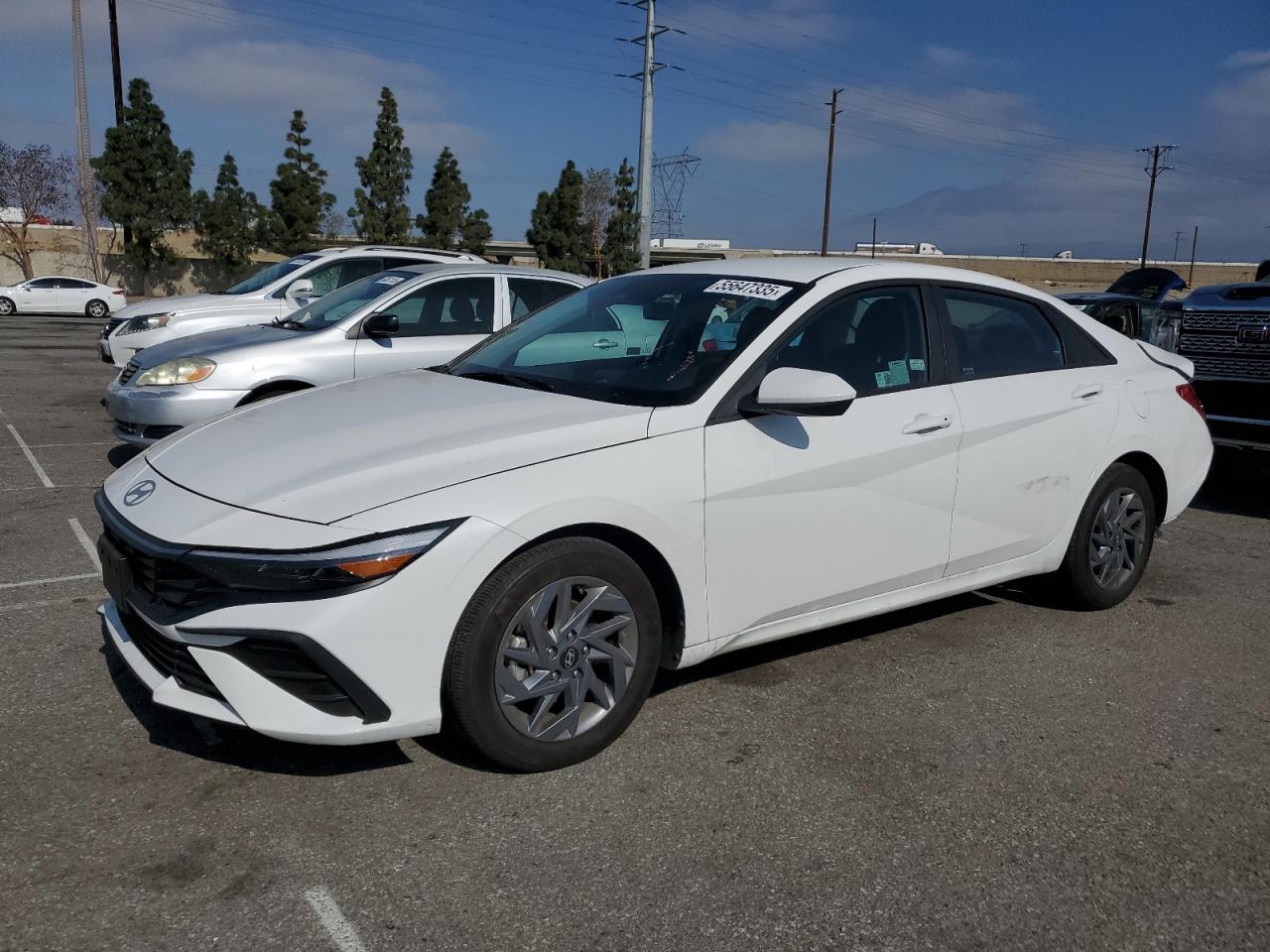 HYUNDAI ELANTRA SEL