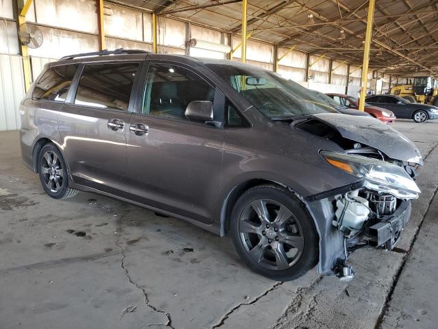 Vin: 5tdxz3dc7hs785250, lot: 57009695, toyota sienna se 20174